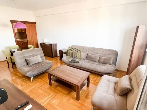 Izdavanje, jednosoban stan, 51m², Stari Aerodrom, Podgorica