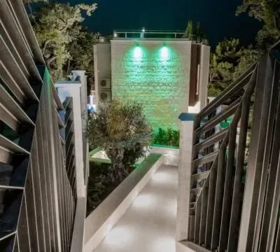 Prodaja, kuća, 285m², Reževići, Budva - image 2