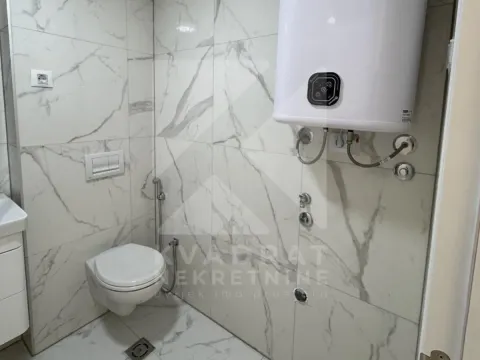 Izdavanje, dvosoban stan, 64m², Zagorič, Podgorica - image 11