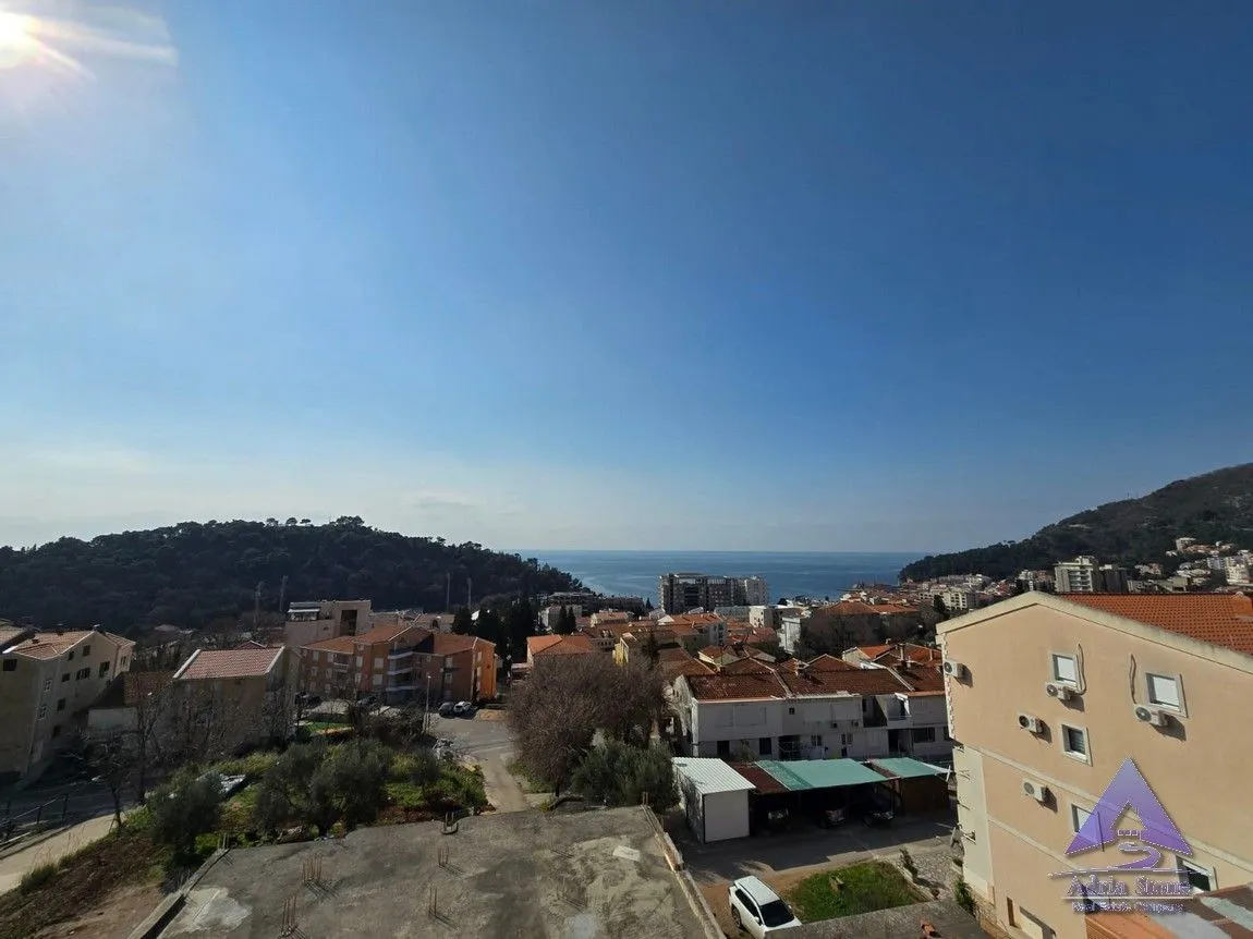 Sale, two bedroom apartment, 75m², Petrovac, Budva
