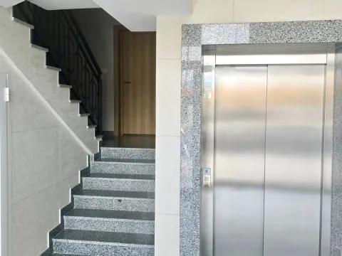 Rent, one bedroom apartment, 40m², Tološi, Podgorica - image 8