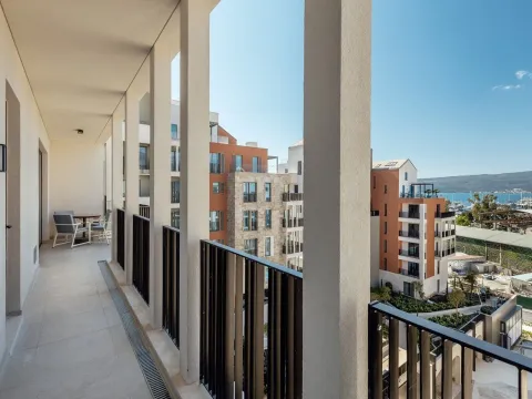 Prodaja, dvosoban stan, 87m², Porto Montenegro, Tivat - image 16