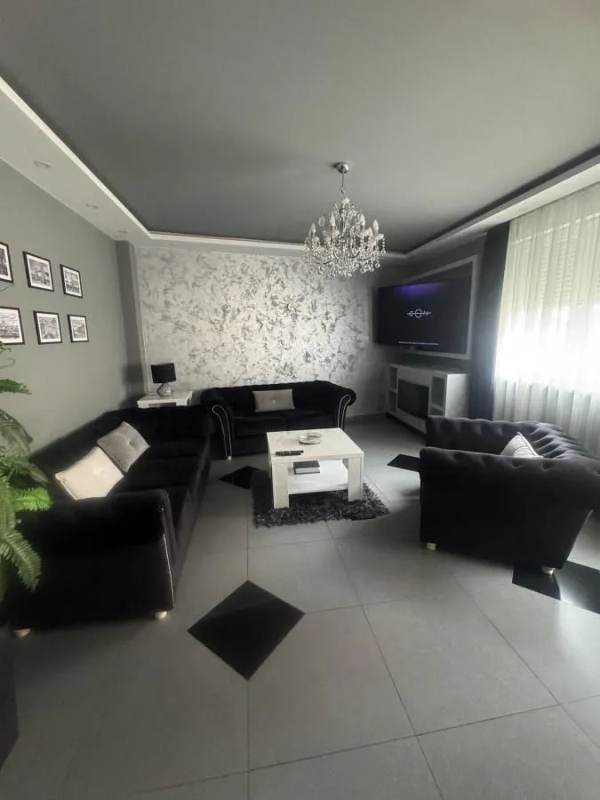 Prodaja, četvorosoban stan, 78m², Podbara, Novi Sad Sve Podlokacije