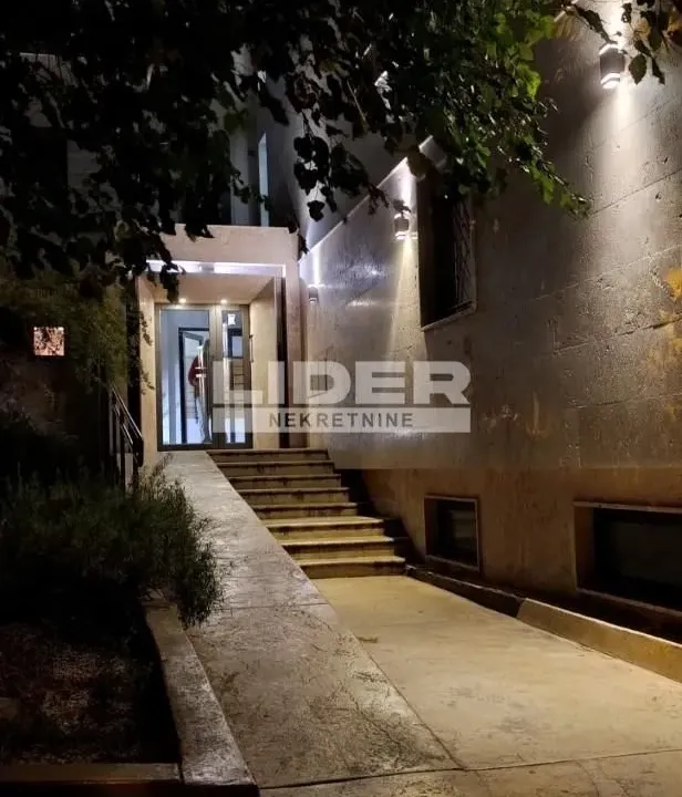 Rent, two bedroom apartment, 43m², Lekino Brdo, Voždovac Sve Podlokacije