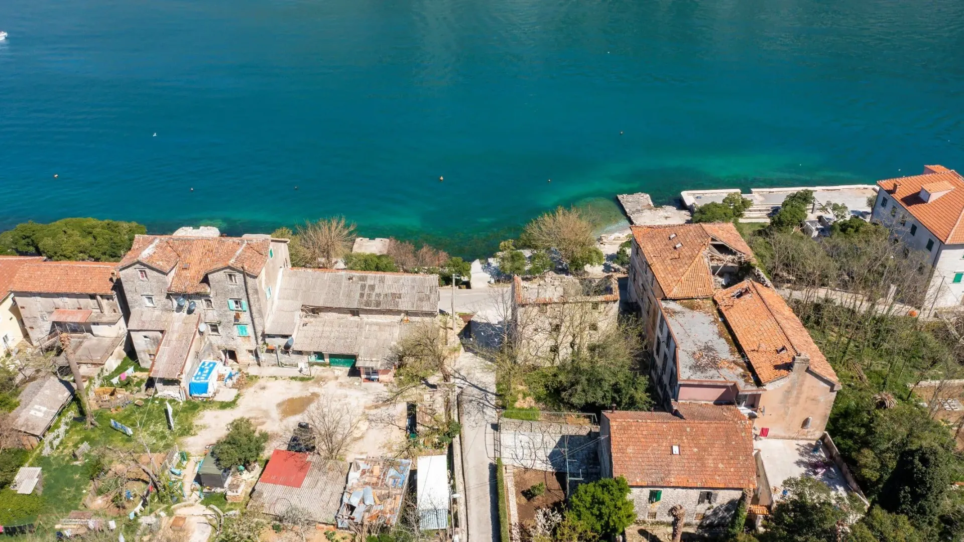 Prodaja, kuća, 2490m², Kotor, Crna Gora