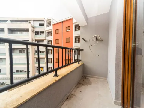 Rent, one bedroom apartment, 49m², Stari Aerodrom, Podgorica - image 7