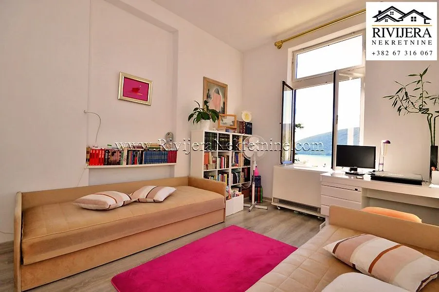 Prodaja, četvorosoban stan, 177m², Centar, Herceg Novi