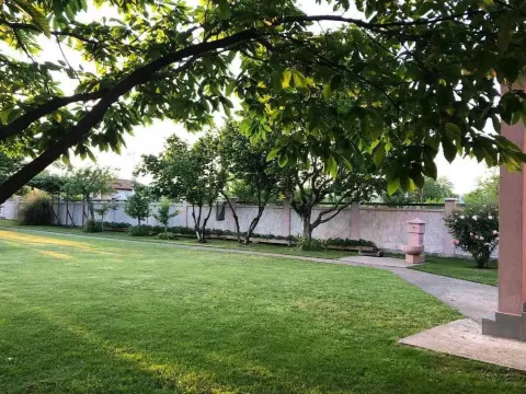 Rent, house, 350m², Donji Kokoti, Podgorica - image 7