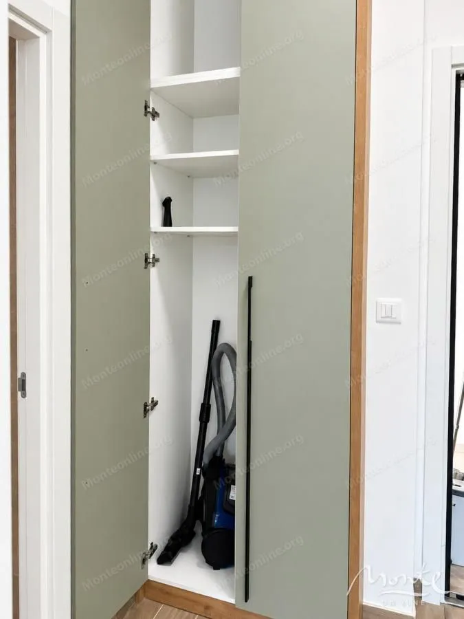 Prodaja, jednosoban stan, 43m², Šušanj, Bar