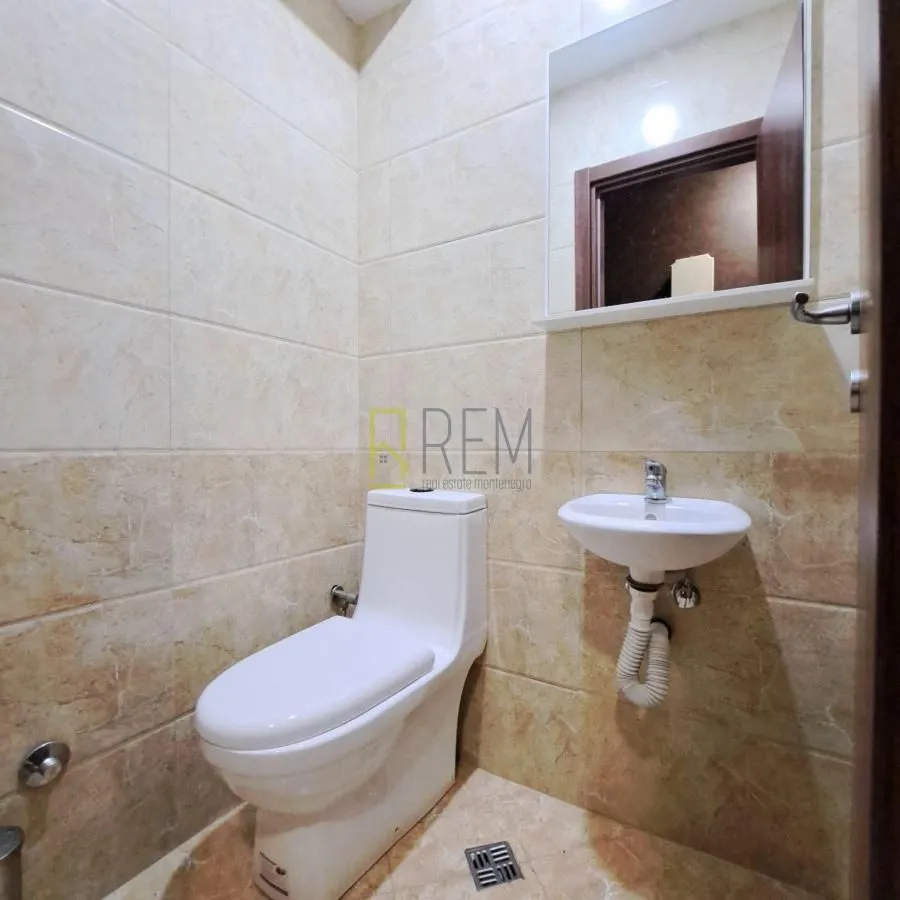 Prodaja, dvosoban stan, 72m², Zabjelo, Podgorica
