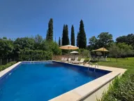 Izdavanje, kuća, 250m², Mareza, Podgorica - image 1