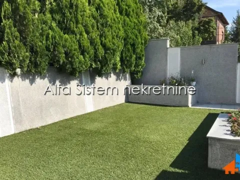 Rent, house, 570m², Kanarevo Brdo, Beograd - image 16