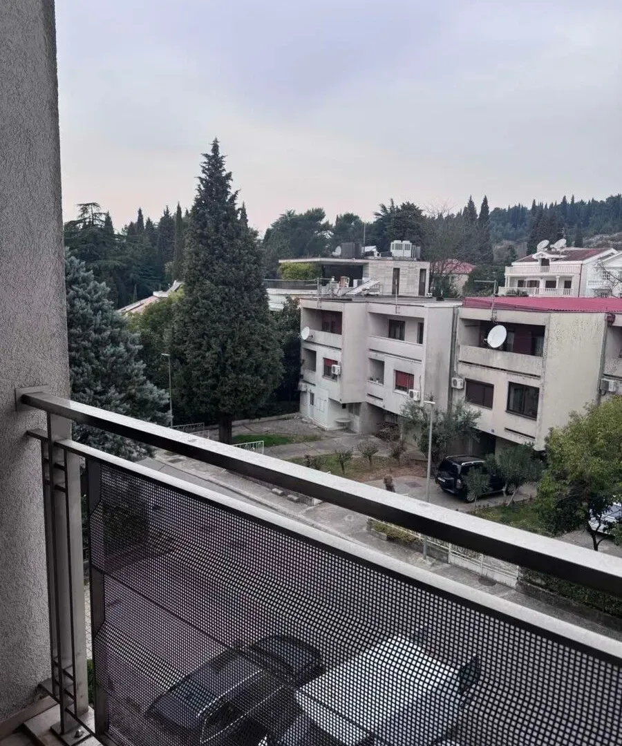 Rent, one bedroom apartment, 44m², Gorica C, Podgorica
