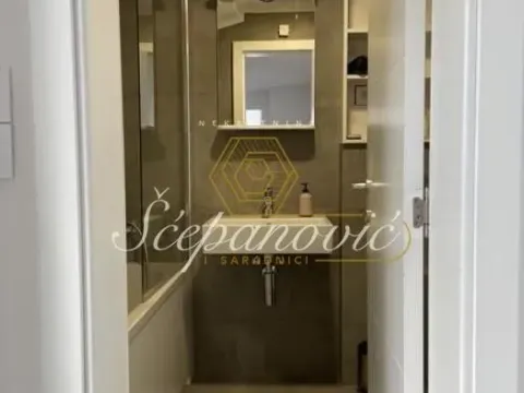 Prodaja, četvorosoban stan, 78m², Centar, Novi Sad - image 8