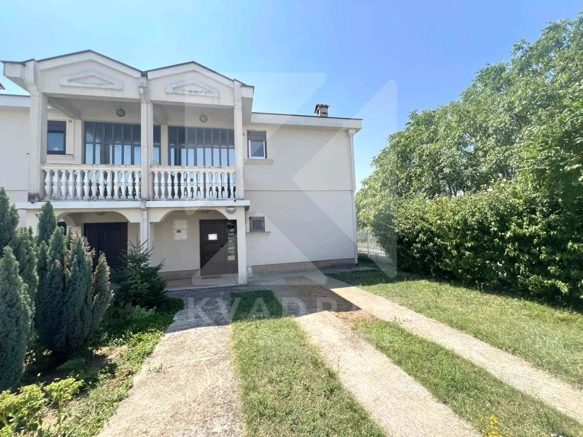 Rent, house, 140m², Zabjelo, Podgorica