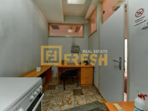 Rent, office space, 345m², Centar, Podgorica - image 12