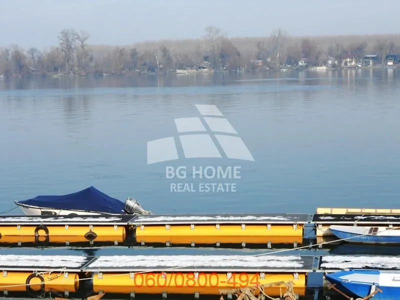 Prodaja, četvorosoban stan, 120m², Zemun Centar, Zemun Sve Podlokacije