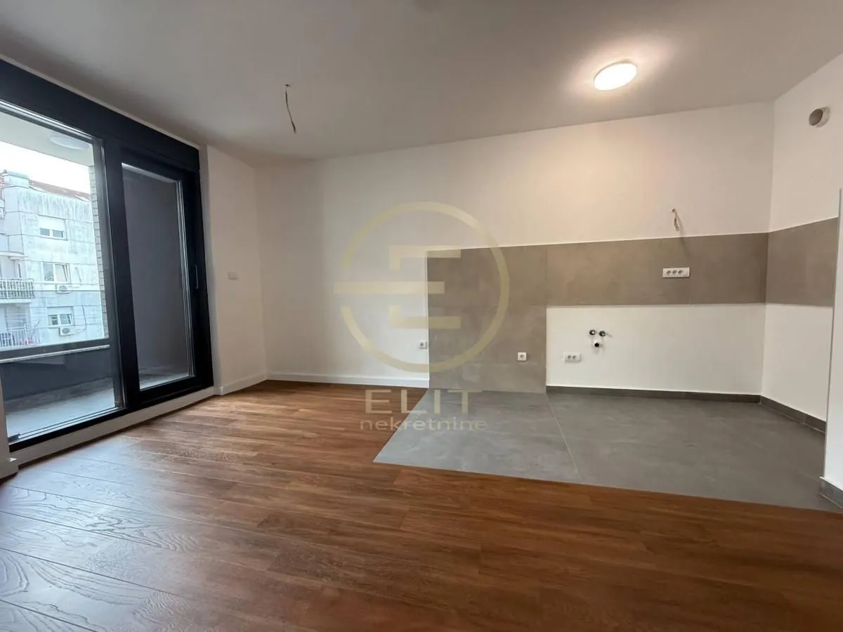 Prodaja, stan, 136m², Bulevar Evrope, Novi Sad Sve Podlokacije