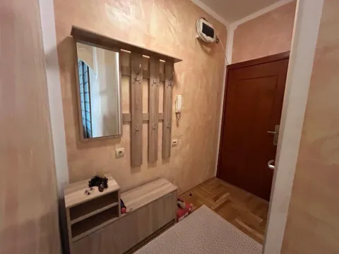 Izdavanje, jednosoban stan, 40m², Preko Morače, Podgorica - image 6