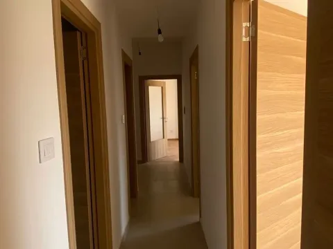 Prodaja, dvosoban stan, 84m², Zagorič, Podgorica - image 7