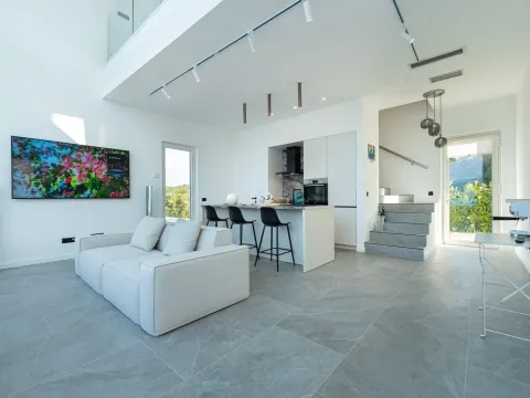 Izdavanje, jednosoban stan, 144m², Krašići, Tivat - image 27