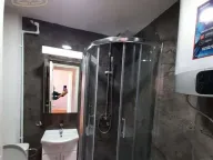 Izdavanje, trosoban stan, 68m², Centar, Niš - image 7