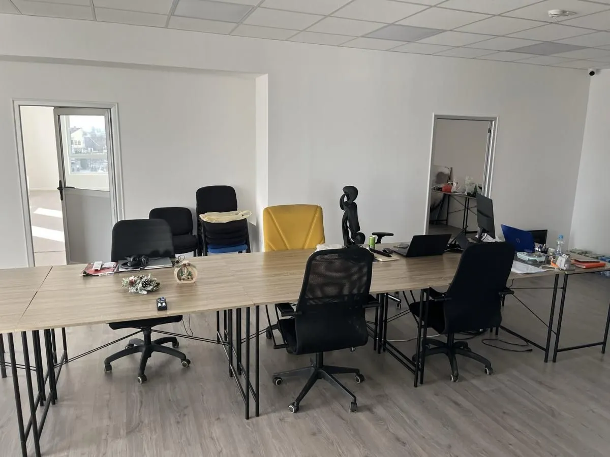 Rent, office space, 150m², Novo naselje, Novi Sad