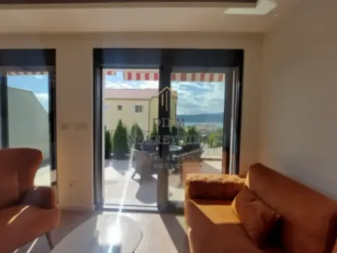 Izdavanje, dvosoban stan, 75m², Kalimanj, Tivat - image 2