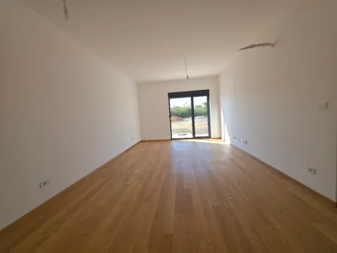 Sale, one bedroom apartment, 58m², Zabjelo, Podgorica - image 8