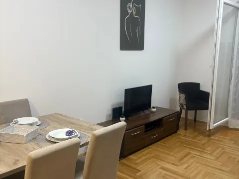 Stan-na-dan, jednosoban stan, 50m², Kava, Tivat - image 4