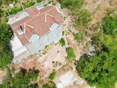 Prodaja, kuća, 138m², Zagora, Kotor - image 9