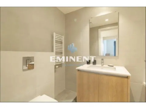 Izdavanje, trosoban stan, 86m², Savski Venac, Beograd - image 18