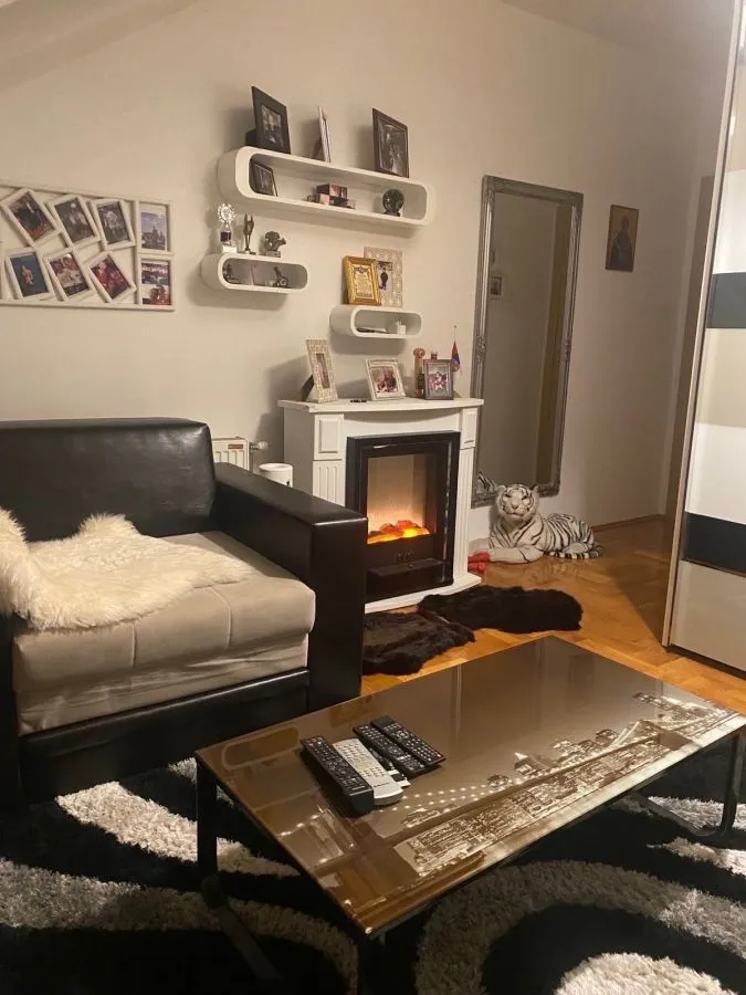Prodaja, četvorosoban stan, 121m², Novo naselje, Novi Sad