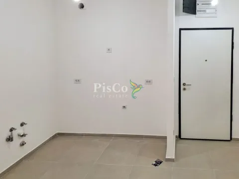 Prodaja, jednosoban stan, 46m², Stari Aerodrom, Podgorica - image 6