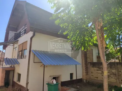 Prodaja, kuća, 120m², Novo Selo, Subotica - image 2
