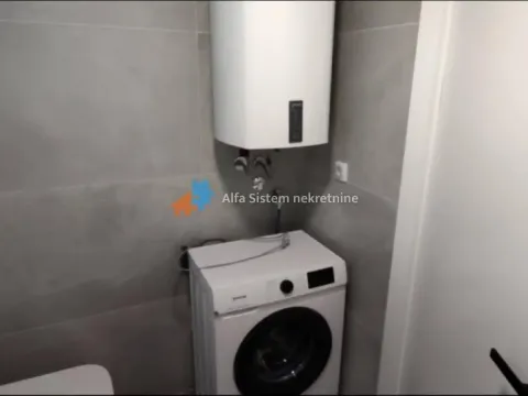 Izdavanje, trosoban stan, 60m², Južni Bulevar, Vračar Sve Podlokacije - image 13