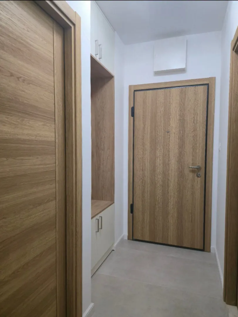 Izdavanje, jednosoban stan, 41m², Tološi, Podgorica
