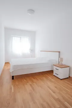 Sale, one bedroom apartment, 46m², Podkošljun, Budva - image 3