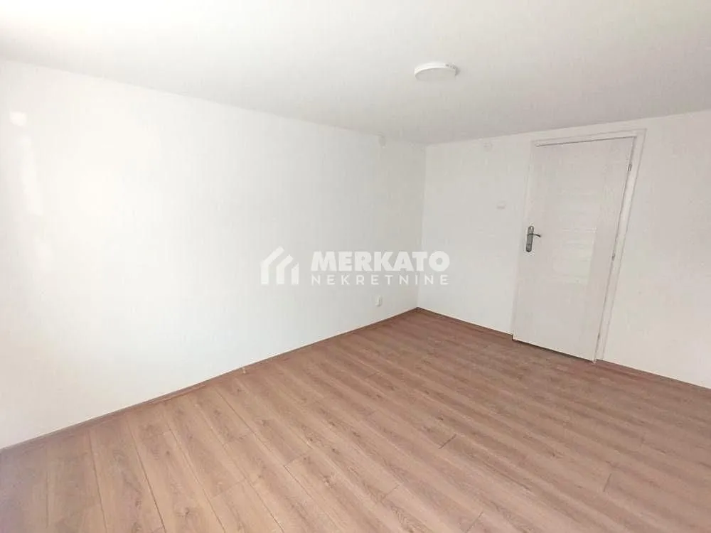 Sale, house, 64m², Mičkei, Zrenjanin