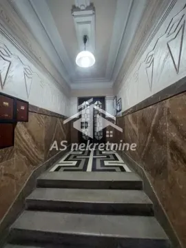 Izdavanje, četvorosoban stan, 94m², Vračar Hram, Vračar Sve Podlokacije - image 35