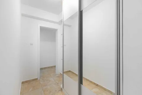 Prodaja, dvosoban stan, 77m², Sveti Stefan, Budva - image 9