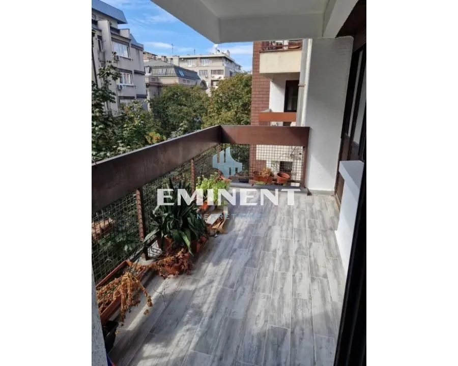 Rent, four bedroom apartment, 104m², Vračar Hram, Vračar Sve Podlokacije