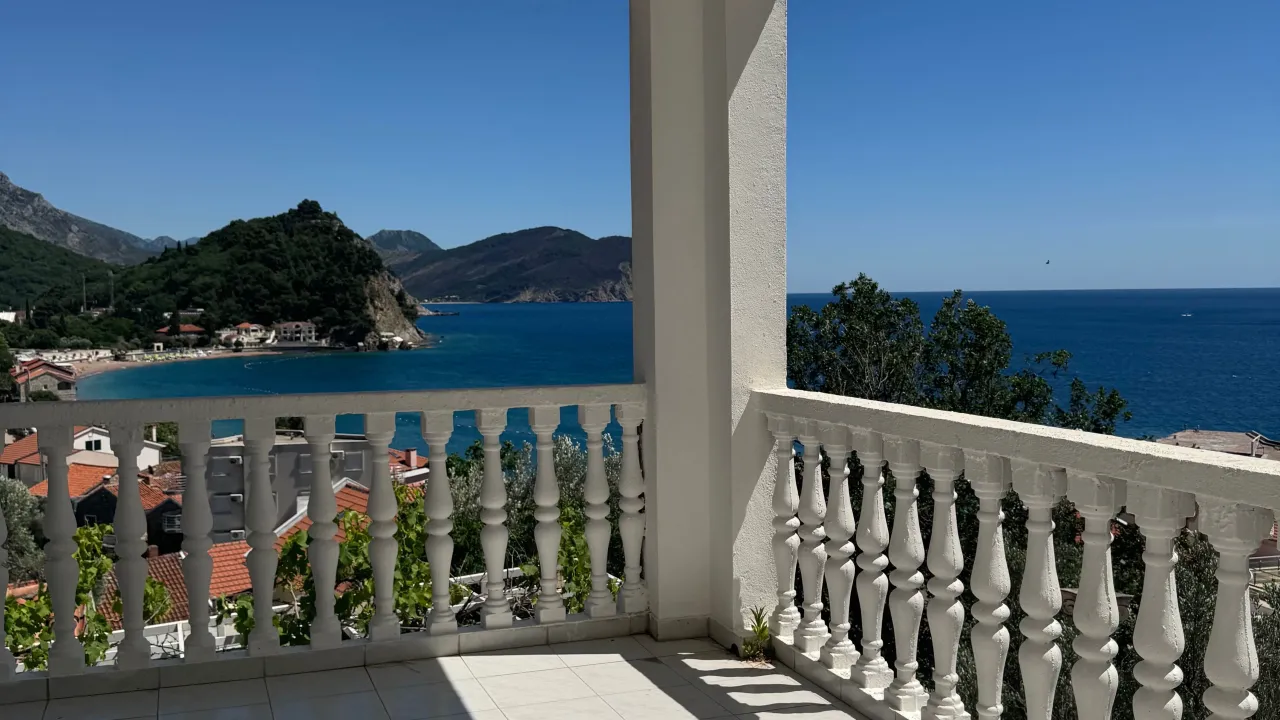 Prodaja, jednosoban stan, 67m², Petrovac, Budva