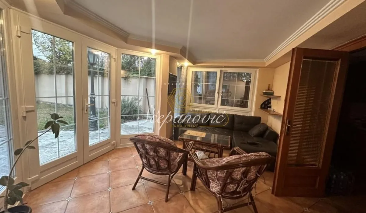Rent, house, 215m², Salajka, Novi Sad Sve Podlokacije