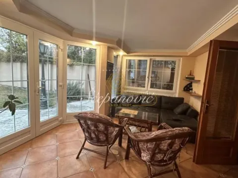 Izdavanje, kuća, 215m², Salajka, Novi Sad Sve Podlokacije - image 10