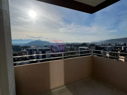 Izdavanje, dvosoban stan, 71m², Central Point, Podgorica - image 7