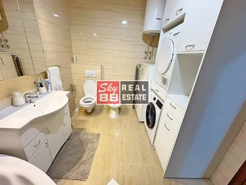 Izdavanje, četvorosoban stan, 134m², Savski Venac, Beograd - image 9