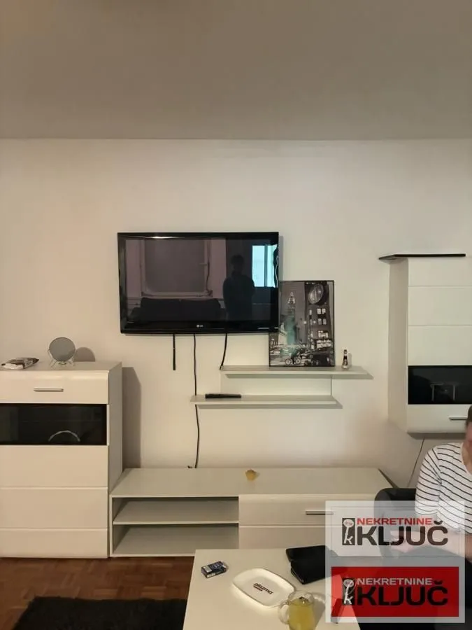 Izdavanje, jednosoban stan, 51m², Liman 4, Novi Sad Sve Podlokacije