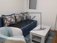 Izdavanje, jednosoban stan, 42m², Stari Aerodrom, Podgorica - image 1