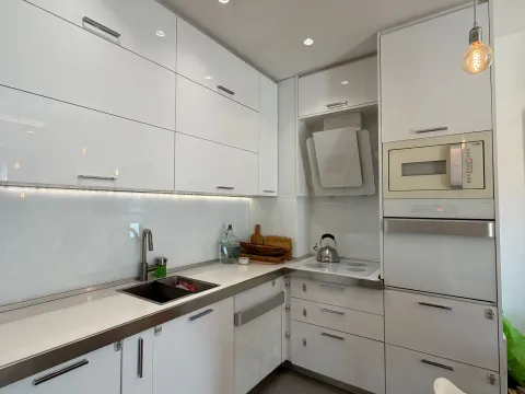 Prodaja, dvosoban stan, 64m², City Kvart, Podgorica - image 3